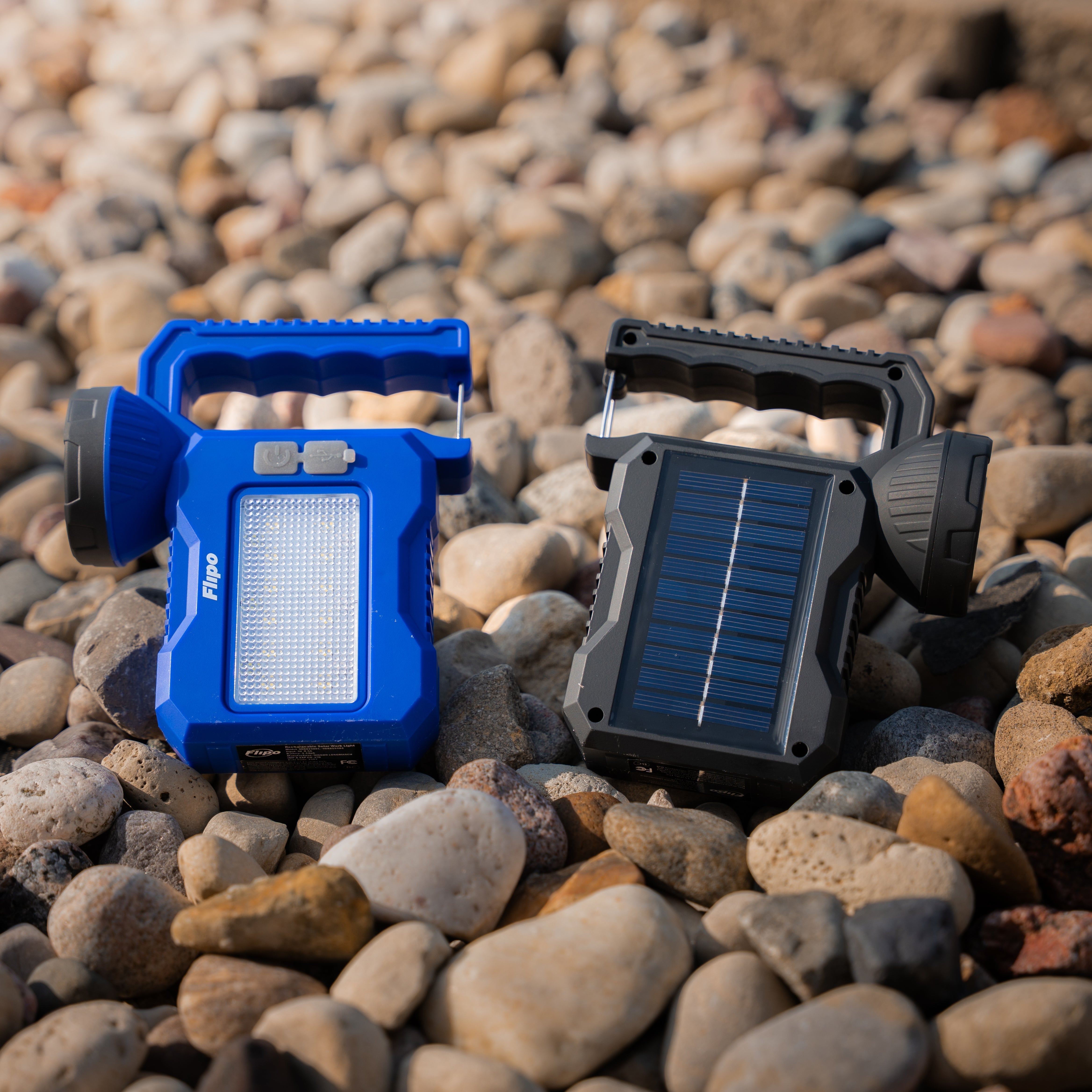 Flipo Solar Rechargeable Dual Flashlight & Work Light